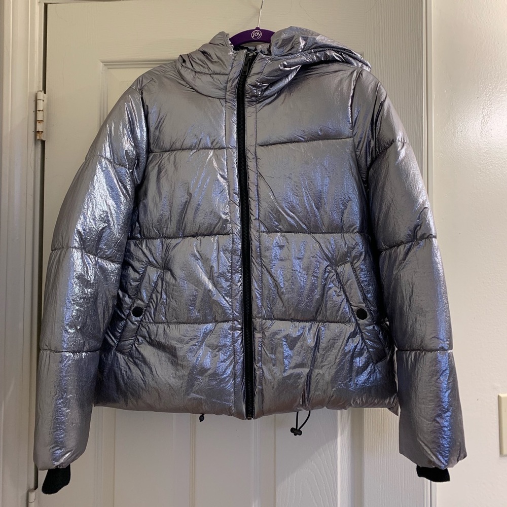 Metallic puff jacket